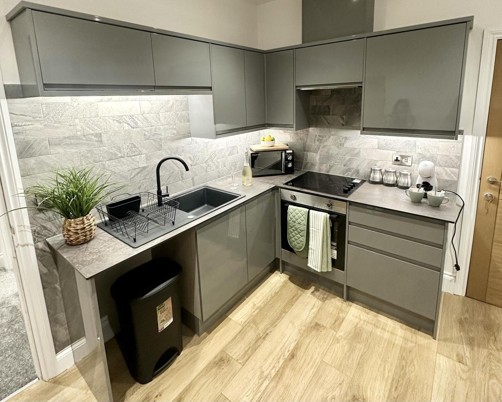 The Yorkshire Crown - Luxury Apartment - Free Parking Nearby 해러게이트 외부 사진